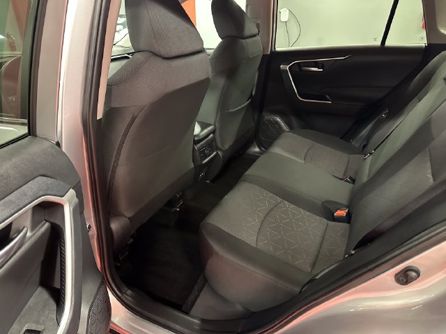 Certified 2025 Toyota RAV4 XLE AWD/4WD image 13