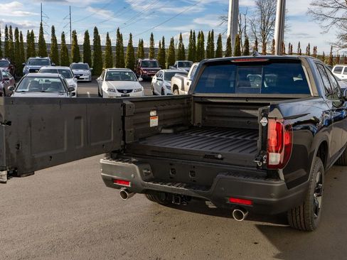 New 2026 Honda Ridgeline Black Edition image 12