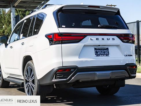 New 2026 Lexus LX 700h Luxury AWD/4WD image 4