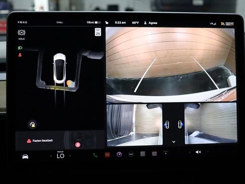 Used 2023 Tesla Model 3 Standard Range image 9