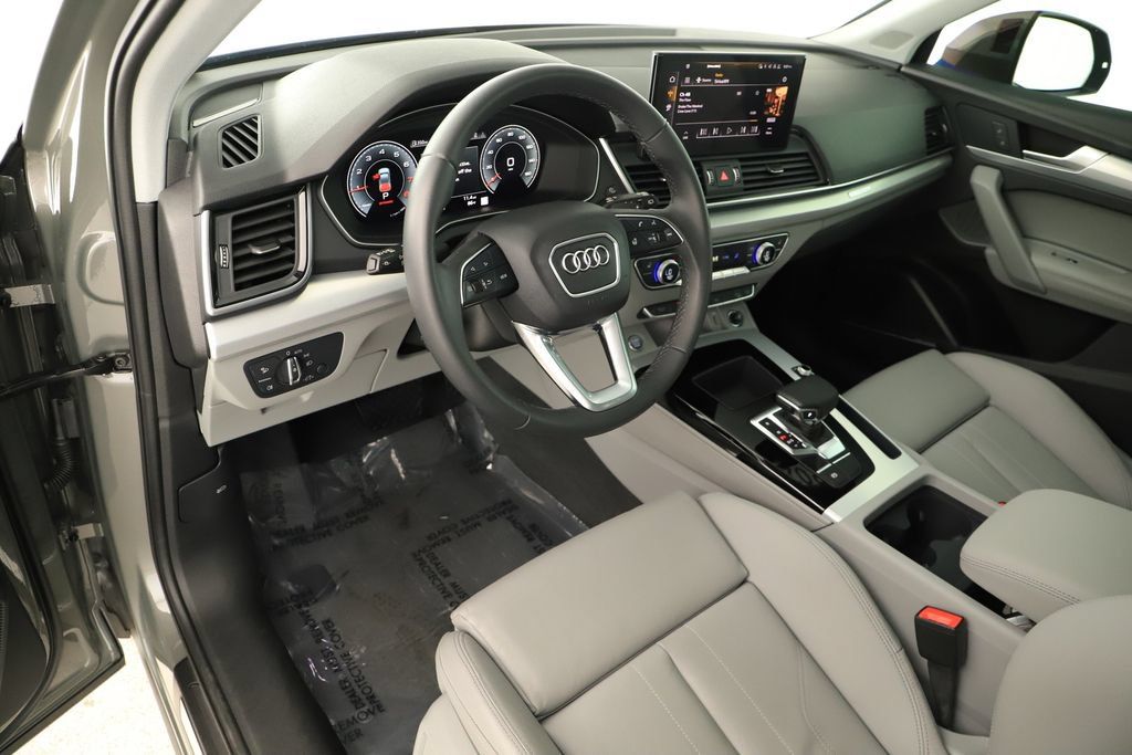 Certified 2024 Audi Q5 2.0T Premium Plus AWD/4WD image 15