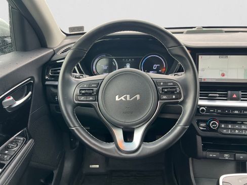Used 2022 Kia Niro EX FWD image 14