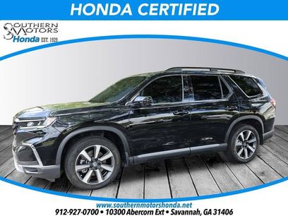 Certified 2025 Honda Pilot Touring
