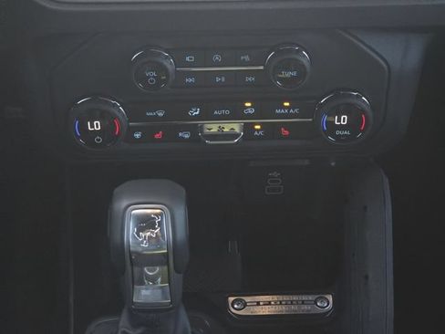New 2026 Ford Bronco Outer Banks w/ Sasquatch Package AWD/4WD image 14
