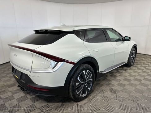 Used 2024 Kia EV6 Light image 3