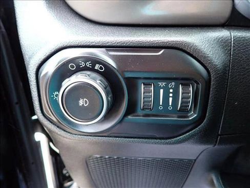 Used 2021 Jeep Wrangler Unlimited Sport image 12