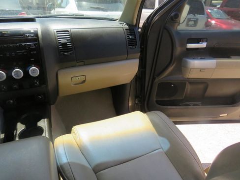 Used 2007 Toyota Tundra Limited image 18