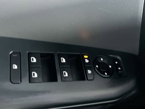 Used 2025 Kia K4 FWD image 17