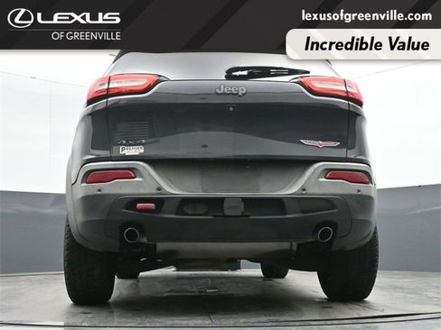 Used 2015 Jeep Cherokee Trailhawk w/ Comfort/Convenience Group image 13