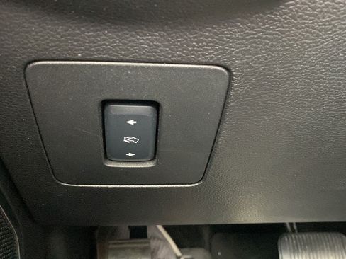 Used 2018 Ford F150 Raptor w/ Equipment Group 802A Luxury AWD/4WD image 34
