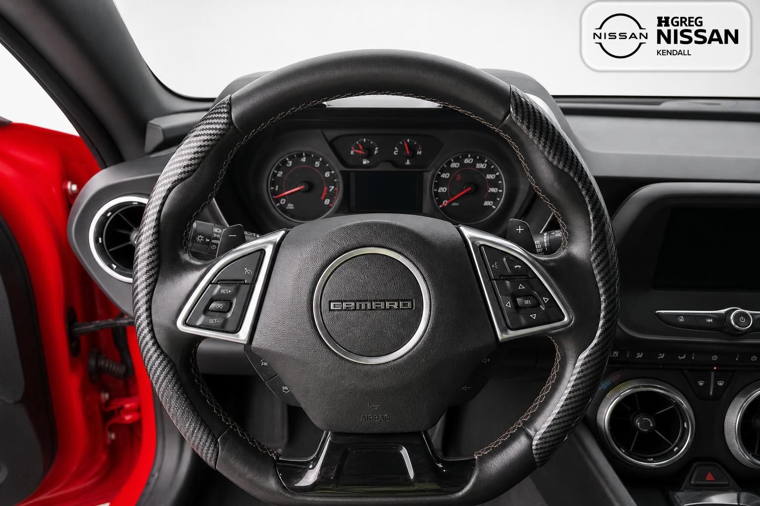 Used 2020 Chevrolet Camaro LT RWD image 9