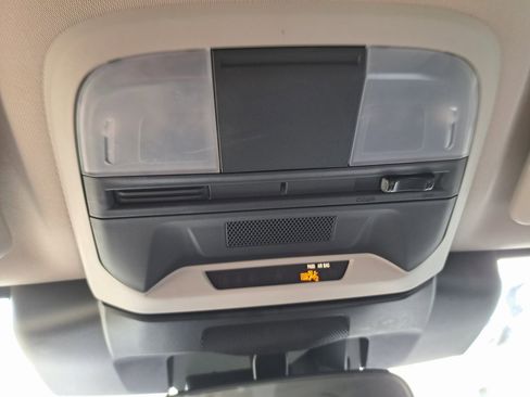 Certified 2024 Subaru Crosstrek 2.0i image 18