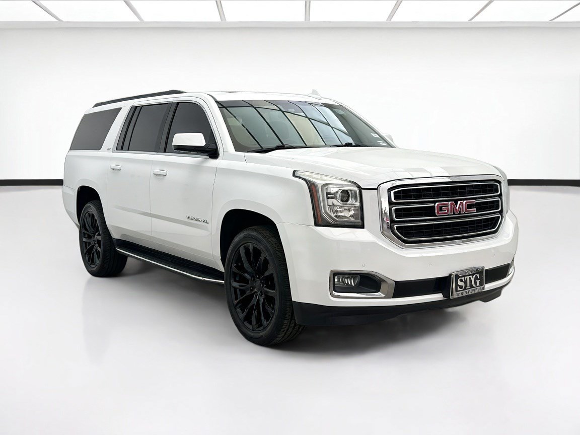Used 2017 GMC Yukon XL SLT w/ Open Road Package RWD image 3
