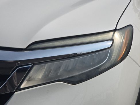 Used 2019 Honda Pilot Touring image 8