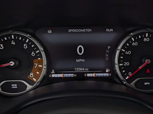 Used 2023 Jeep Renegade Latitude image 12