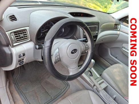 Used 2010 Subaru Forester 2.5X Limited AWD/4WD image 11