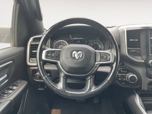 Used 2022 RAM 1500 4x4 Crew Cab image 12