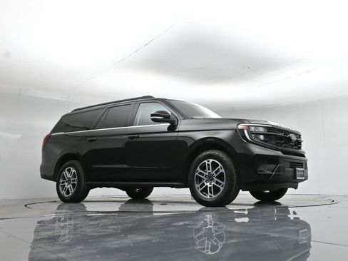 Certified 2025 Ford Expedition Max Active image 4