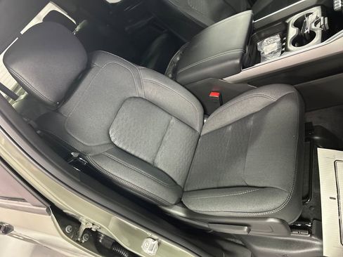 New 2026 RAM 1500 4x4 Crew Cab image 23