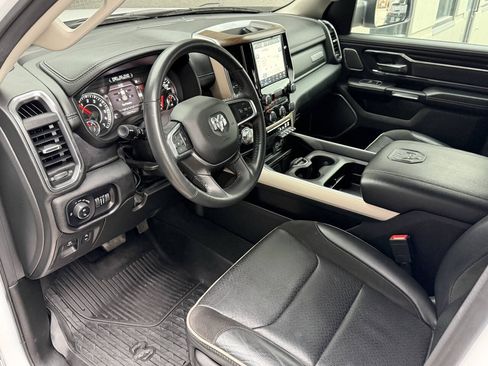 Used 2022 RAM 1500 Laramie AWD/4WD image 18