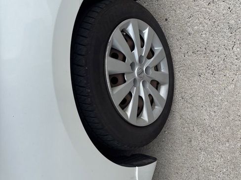 Used 2013 Nissan Sentra S FWD image 5