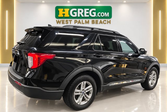 Used 2021 Ford Explorer XLT w/ Equipment Group 202A RWD image 6