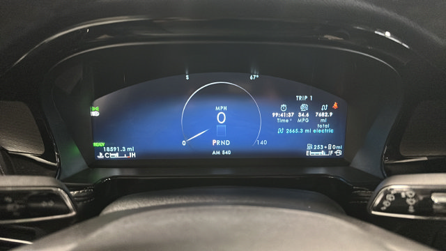Used 2024 Lincoln Corsair Grand Touring w/ Rear Removable Package Tray AWD/4WD image 17