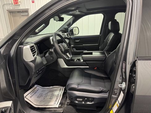 Used 2023 Toyota Tundra Platinum w/ Advanced Package AWD/4WD image 9