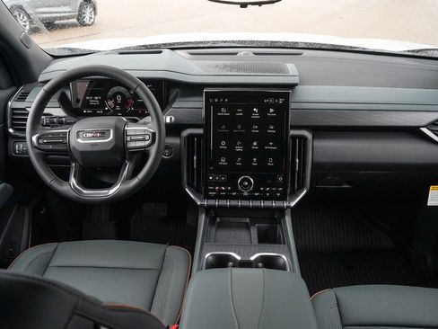 New 2026 GMC Acadia AT4 w/ Luxury Package image 13