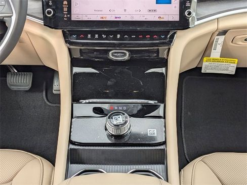 New 2026 Jeep Grand Cherokee Limited image 19