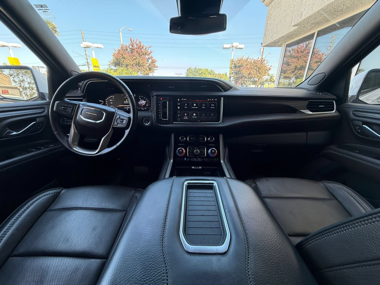 Used 2023 GMC Yukon Denali AWD/4WD image 35