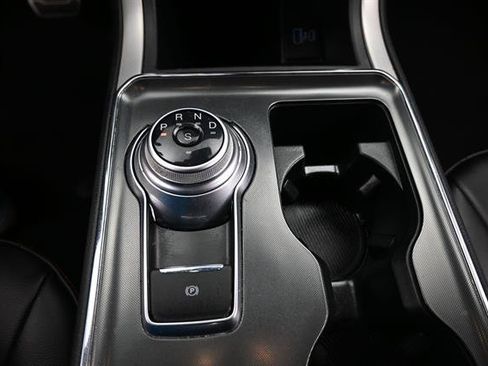 Used 2024 Ford Edge ST-Line AWD/4WD image 13