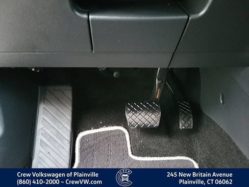 Certified 2023 Volkswagen Taos SE AWD/4WD image 39