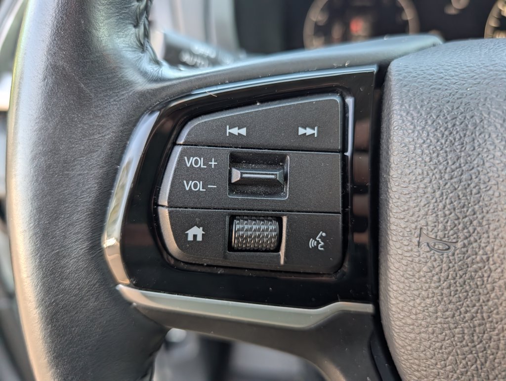 Used 2025 Honda Odyssey EX-L image 7