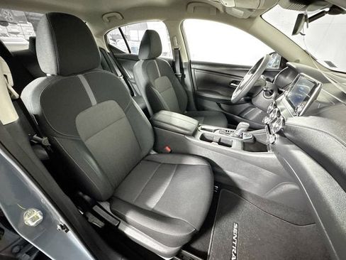 Certified 2025 Nissan Sentra SV image 22