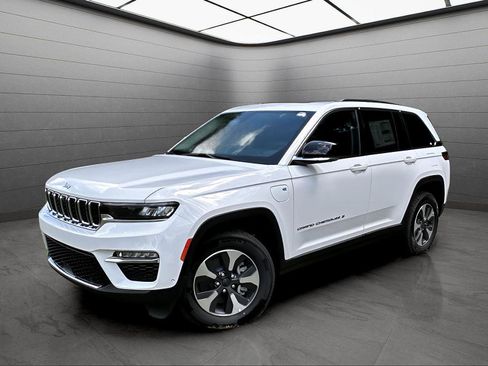 New 2024 Jeep Grand Cherokee Limited 4xe w/ Luxury Tech Group II image 1