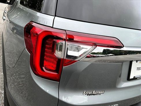 Certified 2023 GMC Acadia SLE w/ Driver Convenience Package image 26