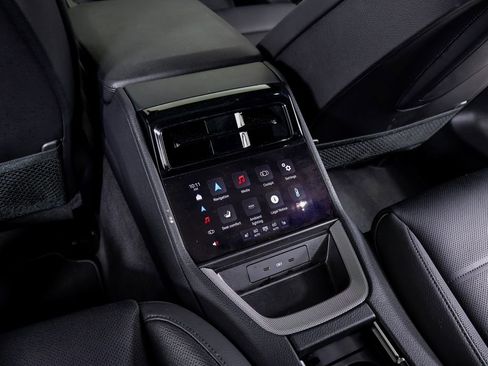 Certified 2025 Porsche Panamera w/ Premium Package RWD image 14