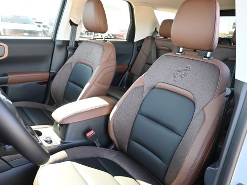 New 2026 Ford Bronco Sport Outer Banks w/ Outer Banks Tech Package+ image 32