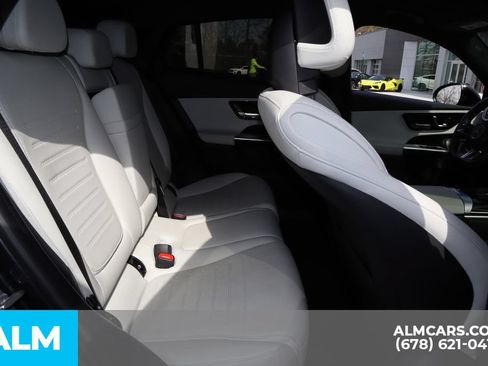 Used 2025 Mercedes-Benz GLC 300 4MATIC w/ AMG Line image 22