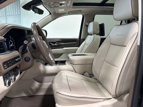 Used 2021 GMC Yukon Denali w/ Denali Ultimate Package image 10