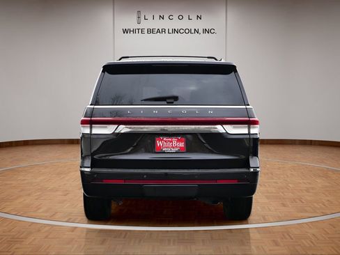 Used 2023 Lincoln Navigator L Reserve image 6
