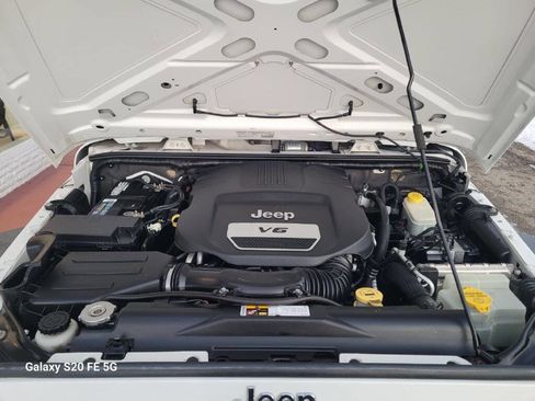 Used 2014 Jeep Wrangler Unlimited Sport w/ Quick Order Package 24S image 19