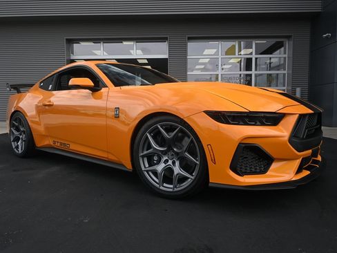New 2026 Ford Mustang GT Premium w/ GT Performance Package RWD image 3