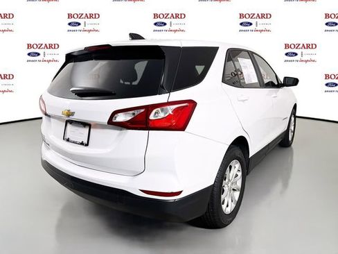 Used 2020 Chevrolet Equinox LS w/ LS Convenience Package image 8