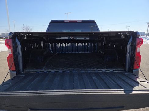 Used 2021 Chevrolet Silverado 1500 LT image 19