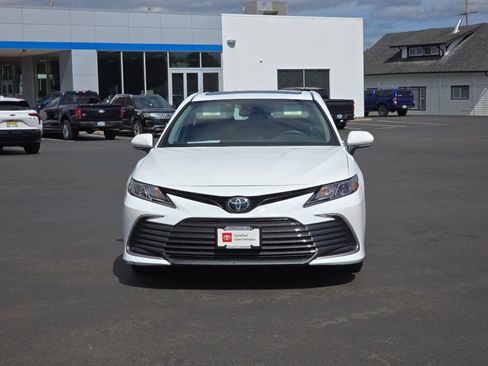 Certified 2023 Toyota Camry LE w/ Convenience Package image 3