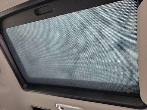 Used 2019 MINI Cooper S w/ Premium Package image 26