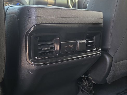 Used 2022 Chevrolet Silverado 1500 RST w/ Convenience Package II image 9