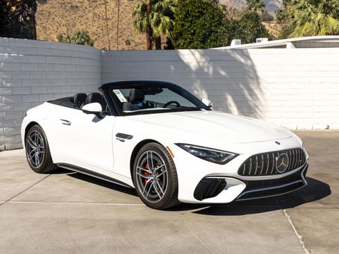 Used 2024 Mercedes-Benz SL 55 AMG 4MATIC image 3